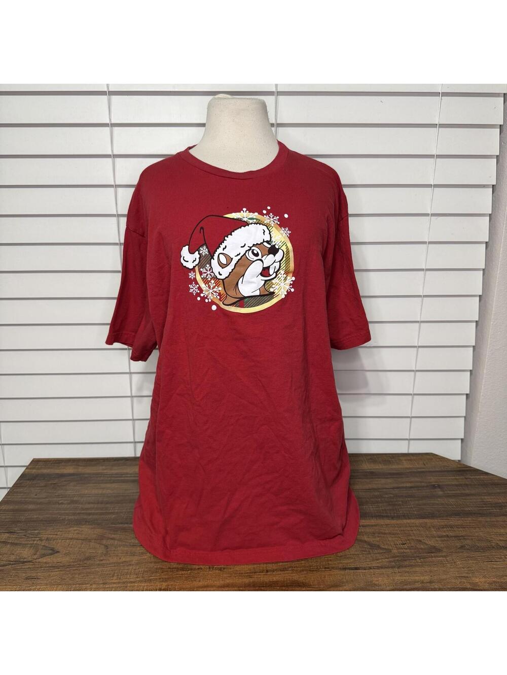 Buc-ee's Red Christmas Themed T-shirt Size XL